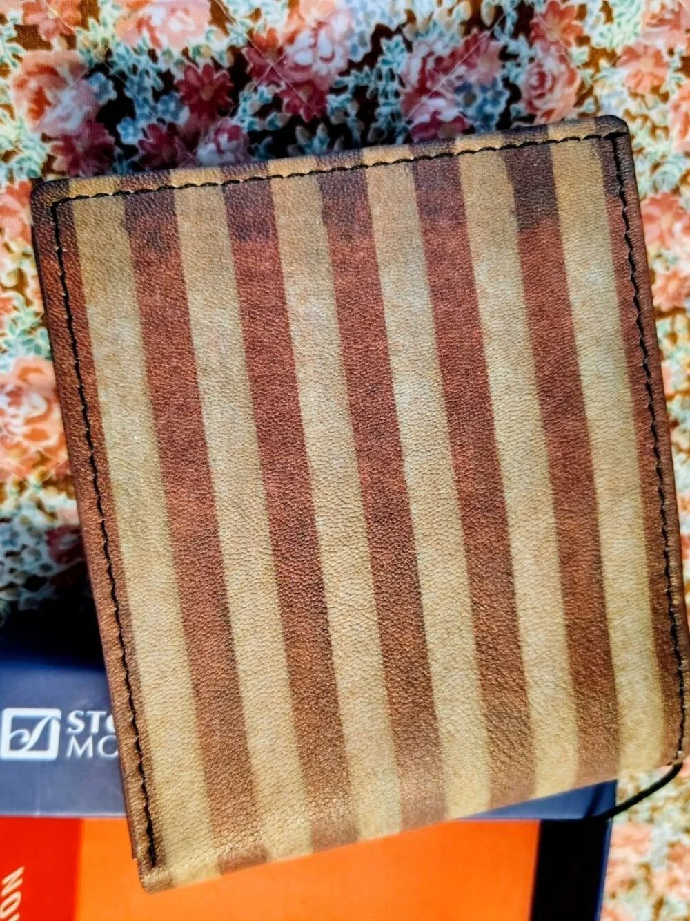 NWT Stone Mountain Men's Full Grain Leather Wallet USA Flag, MSRP $35
